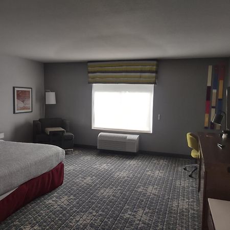 Hampton Inn & Suites Pittsburgh New Stanton Pa Екстер'єр фото