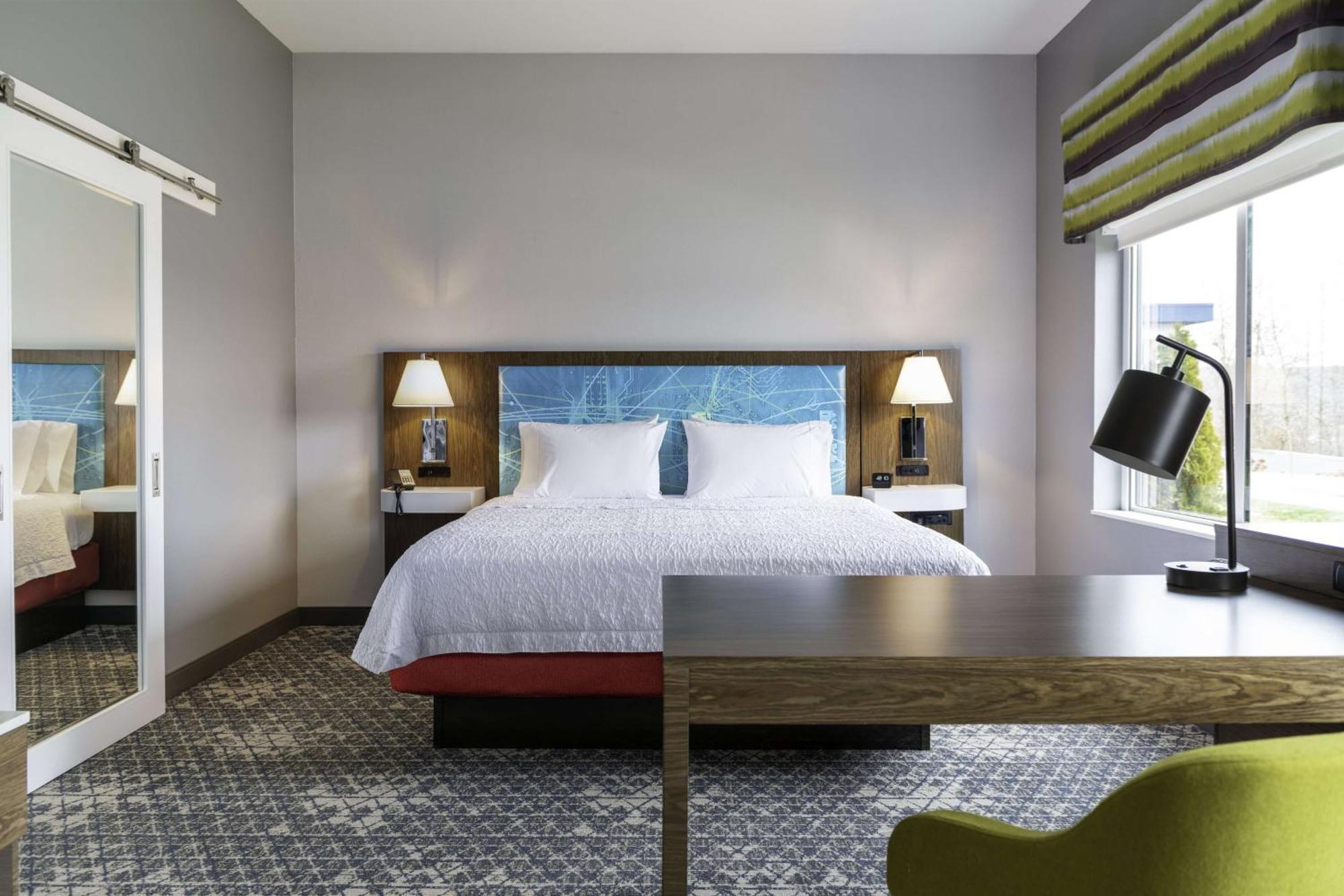 Hampton Inn & Suites Pittsburgh New Stanton Pa Екстер'єр фото