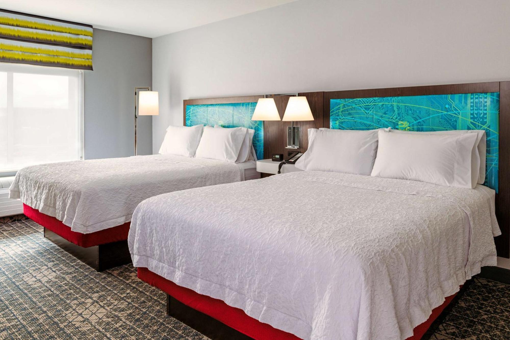 Hampton Inn & Suites Pittsburgh New Stanton Pa Екстер'єр фото